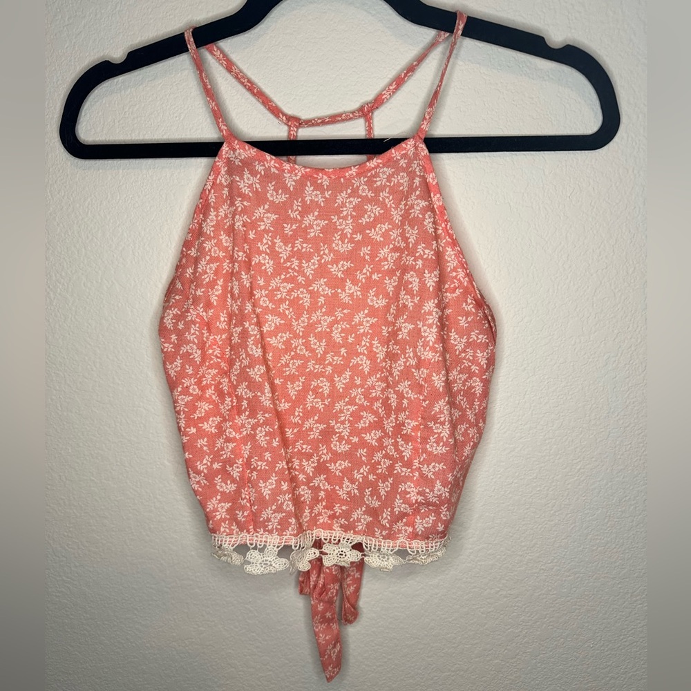 January 7 - Crop Top - pink w/white crochet flowers - Size S/M